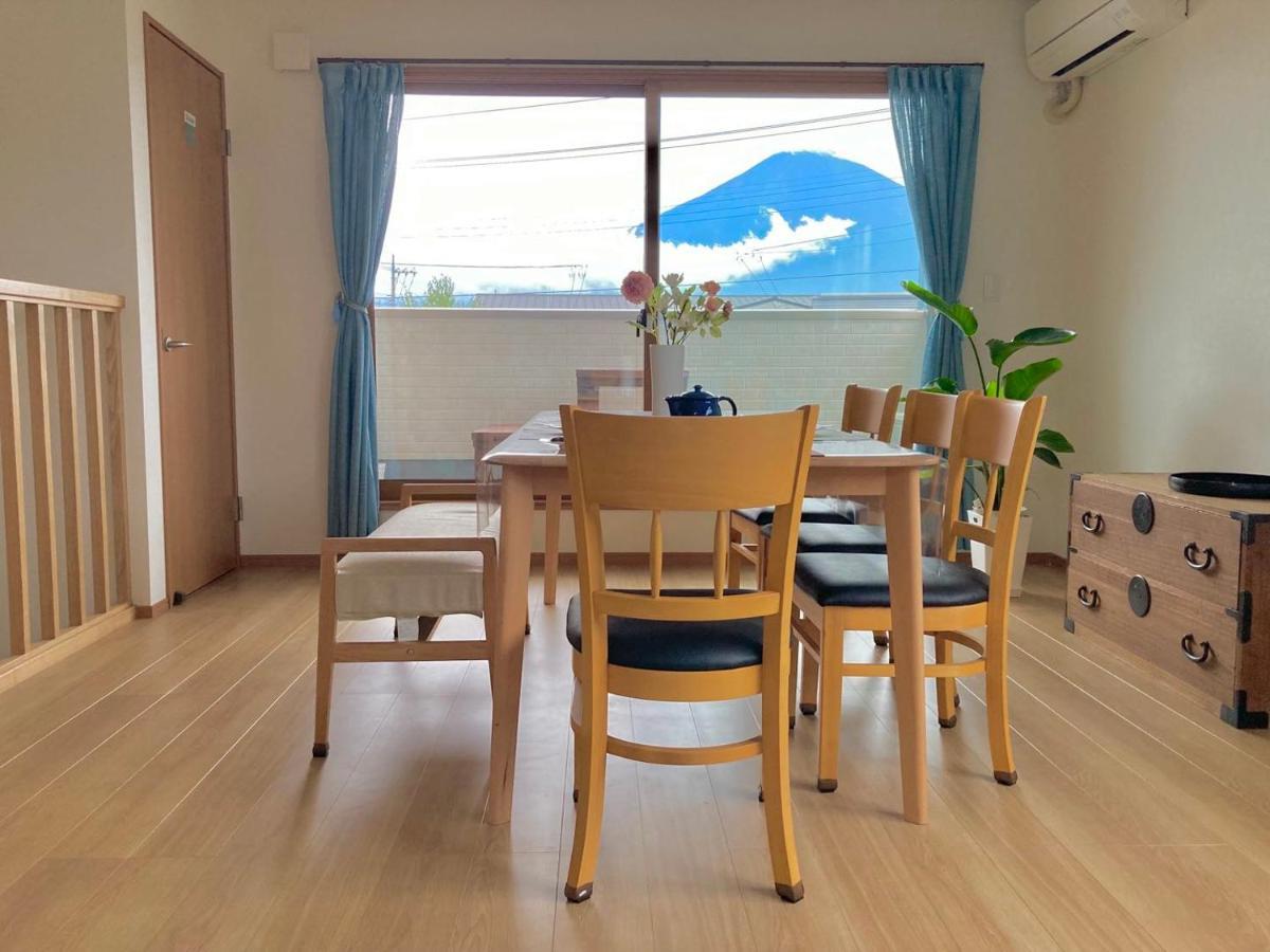 宝栄villas House A棟b棟 فوجيكاواجوتشيكو المظهر الخارجي الصورة